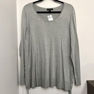 New Halston Fine Knit Grey Sweater Medium Side Tie Details Very Pretty Neutral